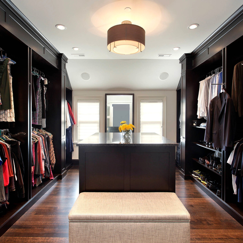 Zmontowana klasyczna szara czarna z litego drewna Walk In Closet Organizer Szafa na półkę