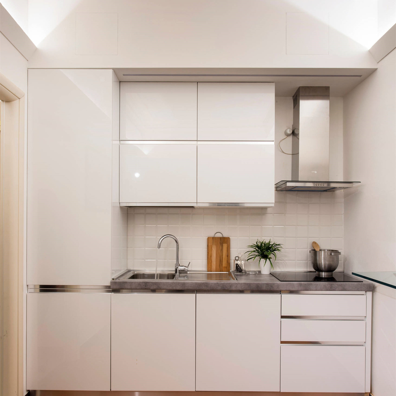 Home Poprawa Kuchnia szafa Ghana Lakier Matt Mini Małe drewniane kuchnie Design szafy wiszącej